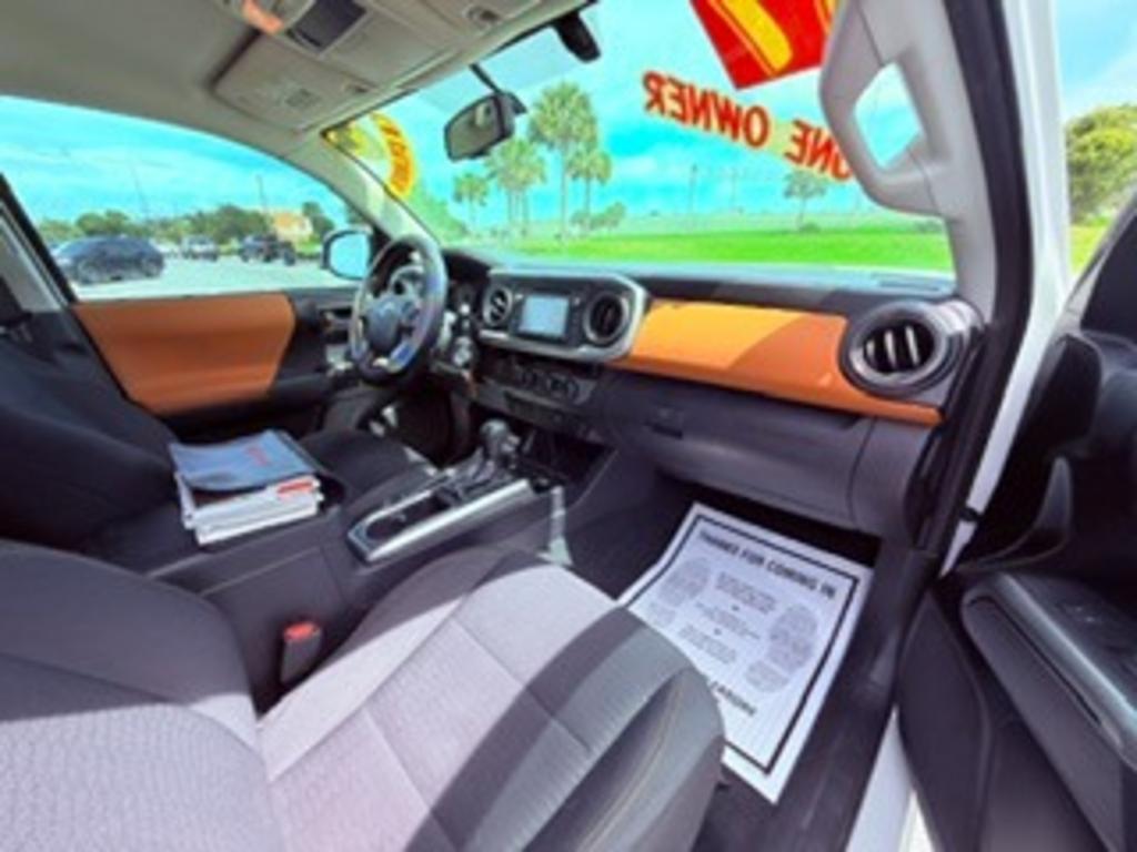 2017 Toyota Tacoma SR5 - Photo 20