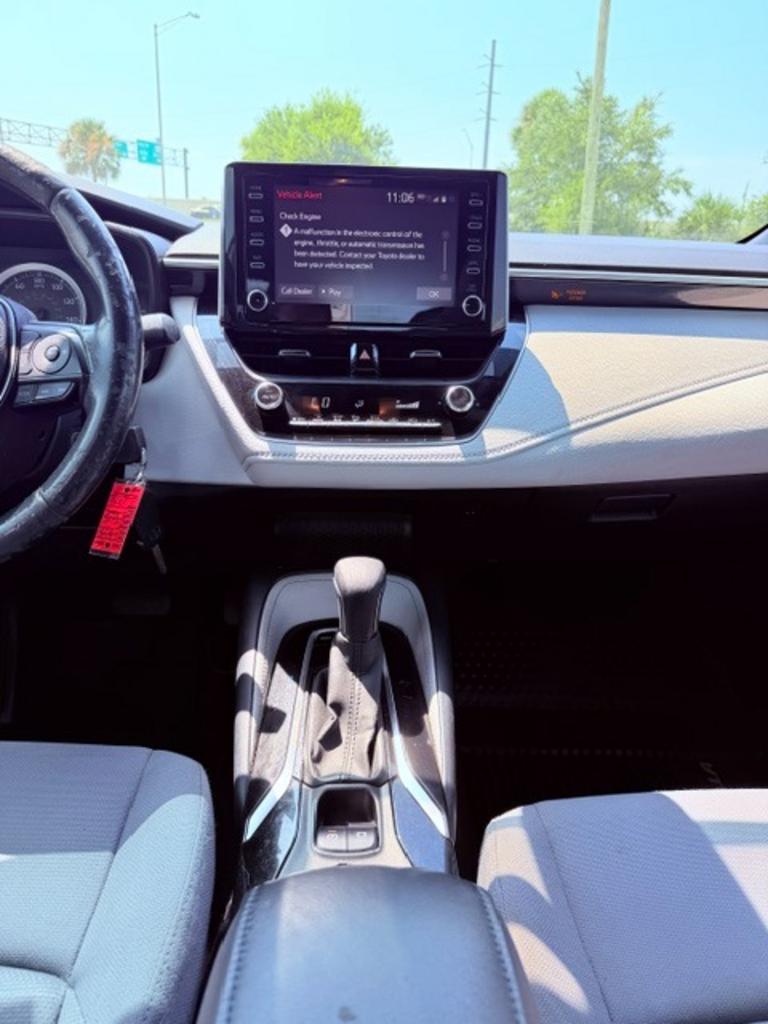 2020 Toyota Corolla SE - Photo 9