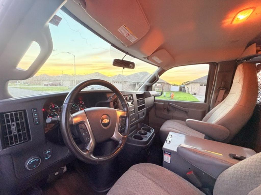 2019 Chevrolet Express Cargo Work Van - Photo 9