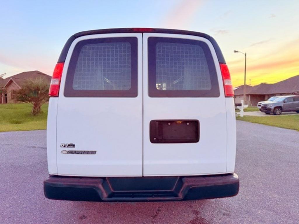 2019 Chevrolet Express Cargo Work Van - Photo 6