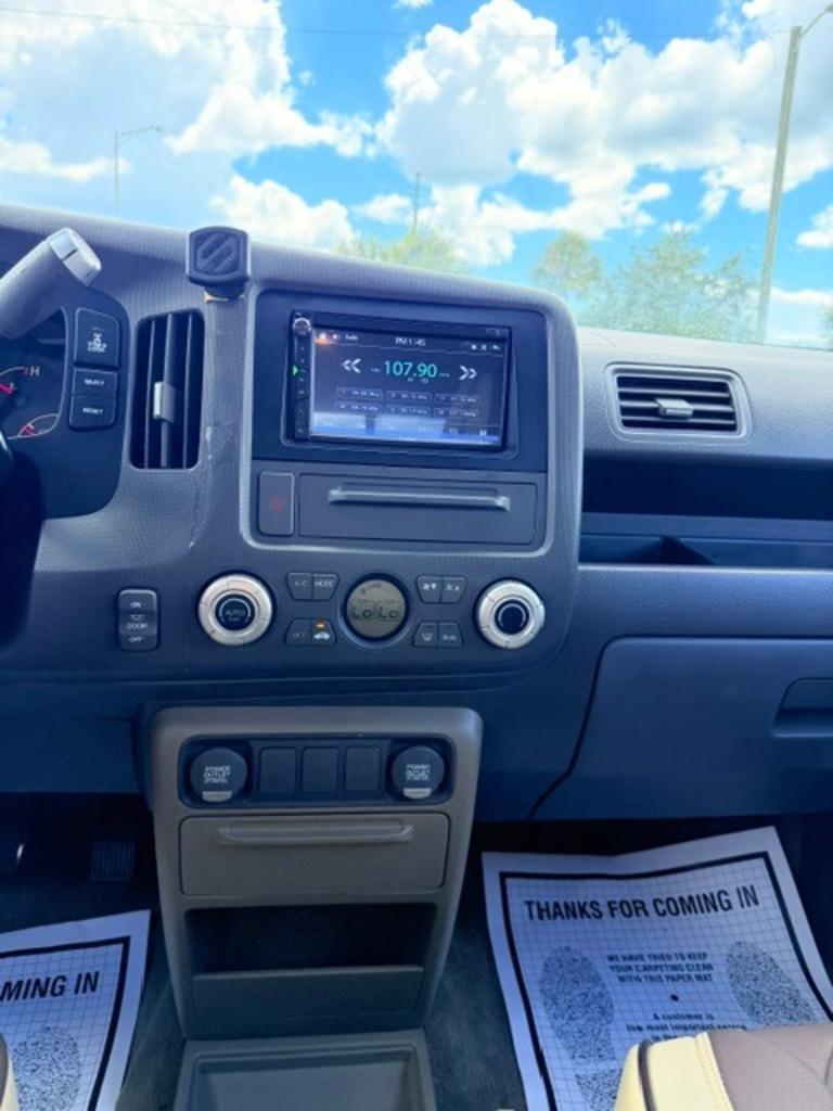 2006 Honda Ridgeline RTS - Photo 12