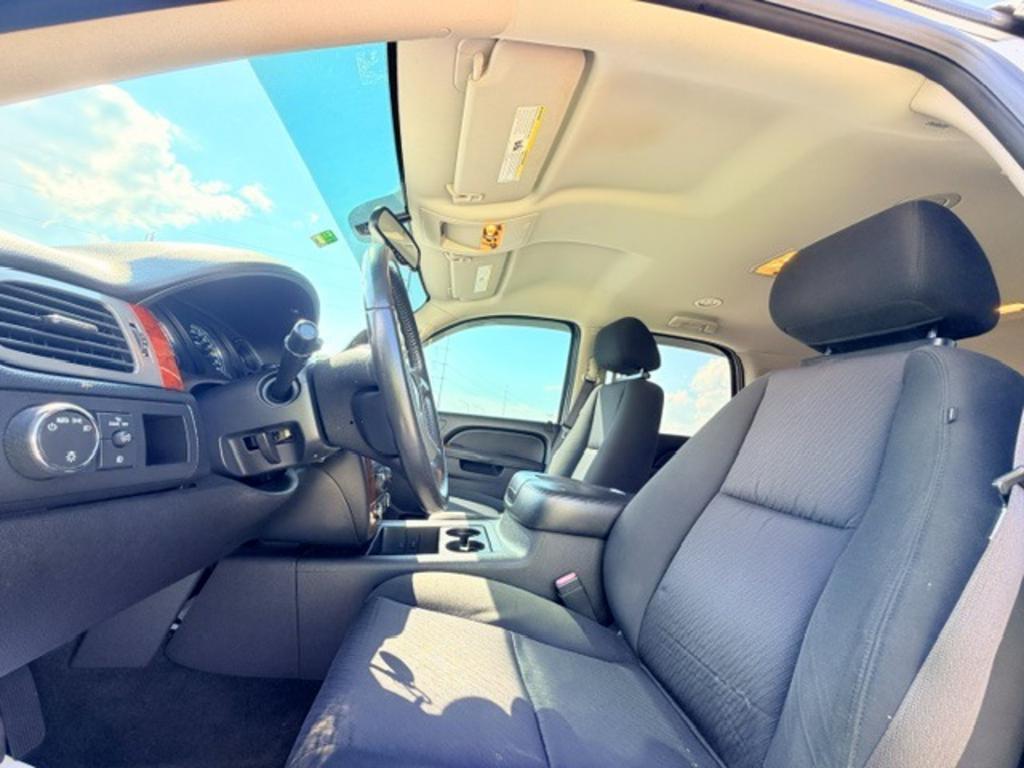 2012 Chevrolet Tahoe LS - Photo 13