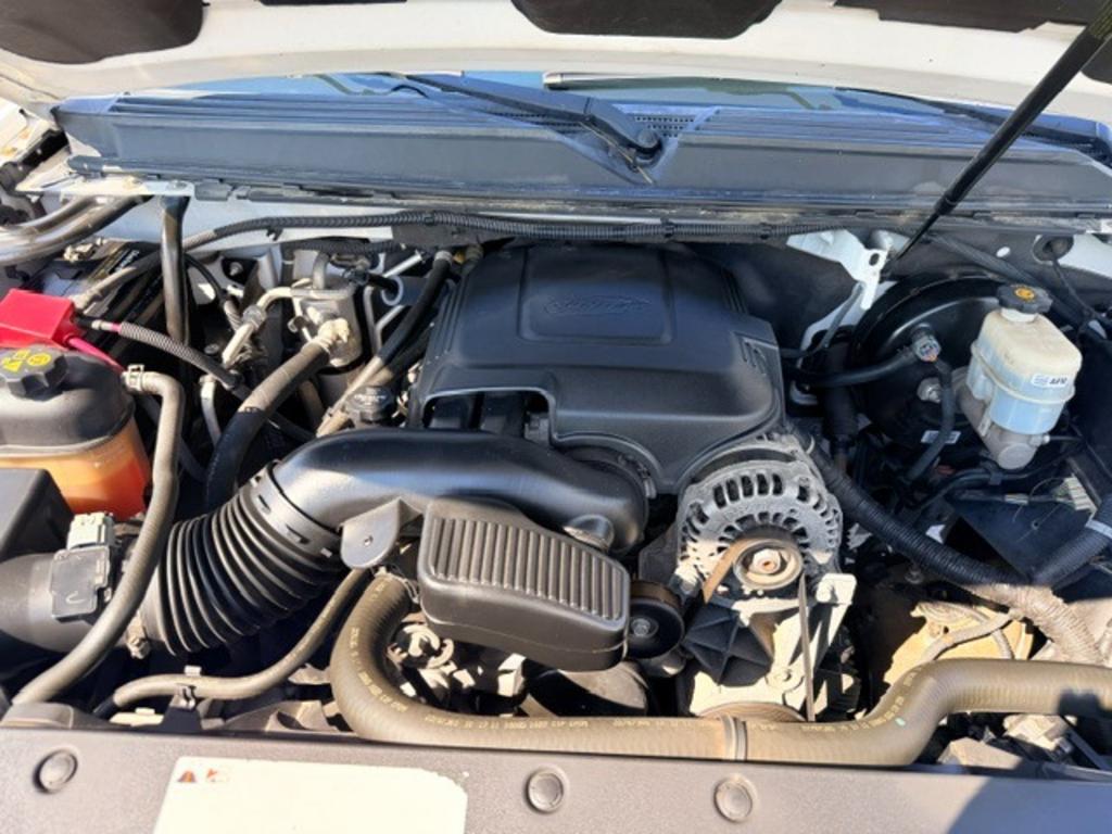 2012 Chevrolet Tahoe LS - Photo 17